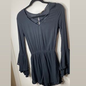 Hollister• short- blouse